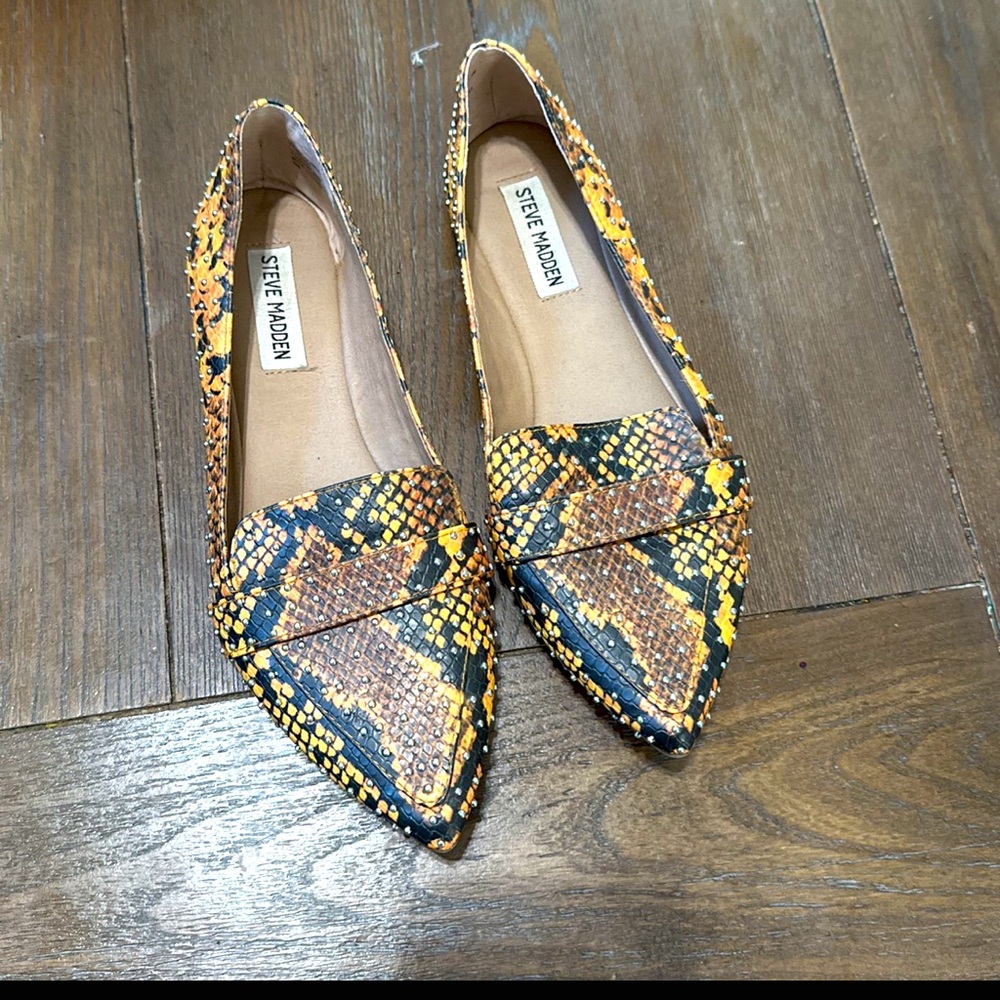 Steve Madden Flats